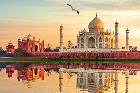 Sunrise Taj Mahal Tour From Delhi