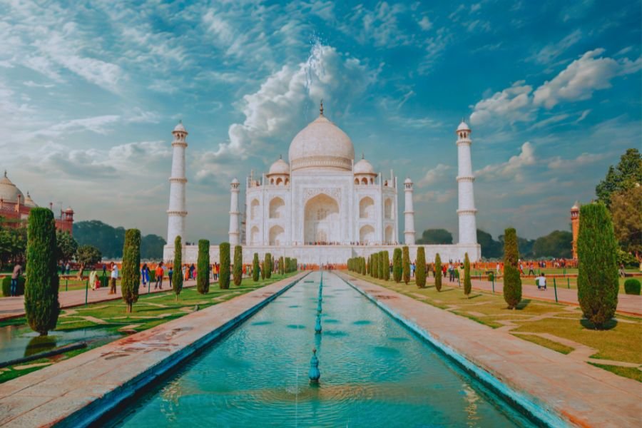 Agra Itinerary 1 Day: The Perfect Taj Mahal Trip